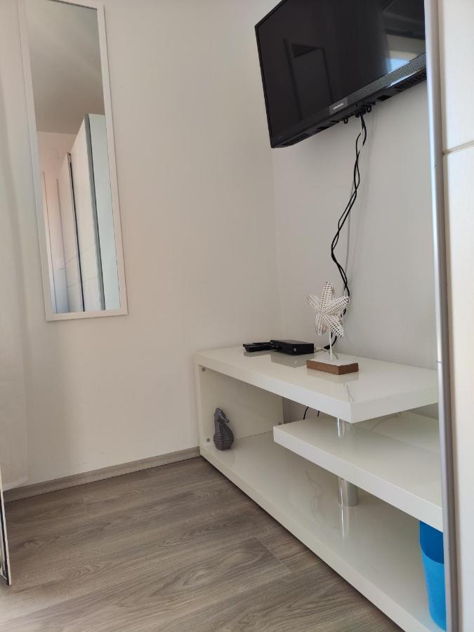 Jelsa Blue Sea View Apartment Luaran gambar